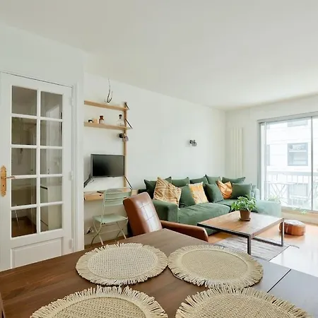 Apartment Cosy 1 Bed Flat W Balcony 5min To Metro Republique Paris