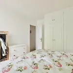 Cosy 1 Bed Flat W Balcony 5Min To Metro Republique