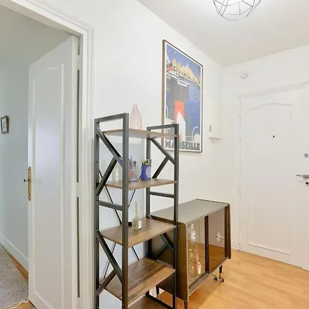 Cosy 1 Bed Flat W Balcony 5min To Metro Republique